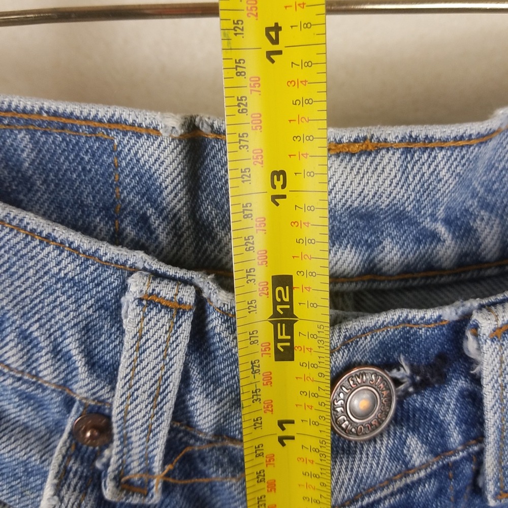 Vintage Levi's Orange Tab Cut Off Denim Shorts Distressed Blue 29 High Rise - Picture 8 of 10